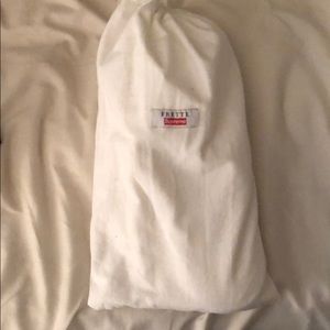 Supreme frette slippers
